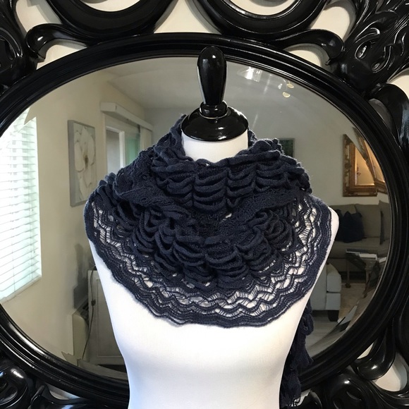 Softest scarf navy blue - Picture 5 of 5